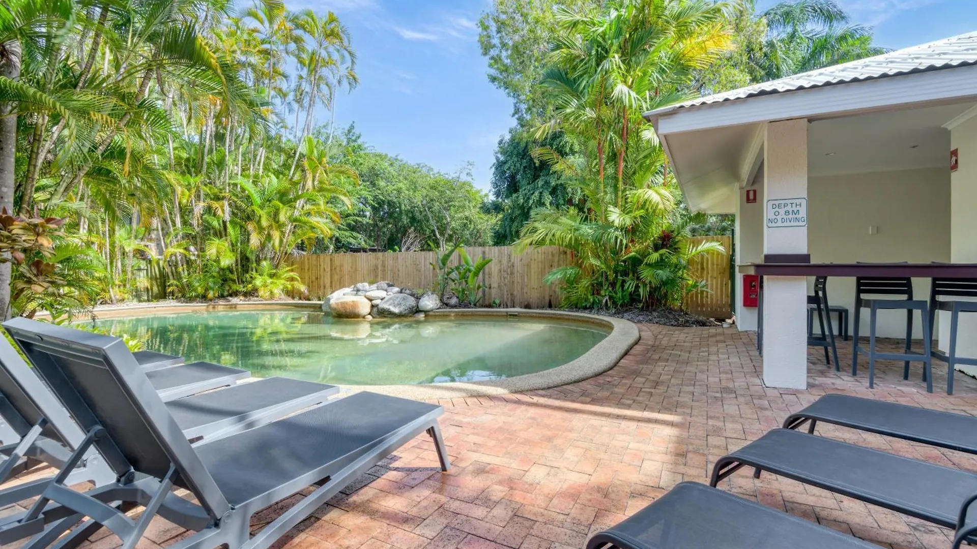 Apartment #6 @ Palm Villas Port Douglas
