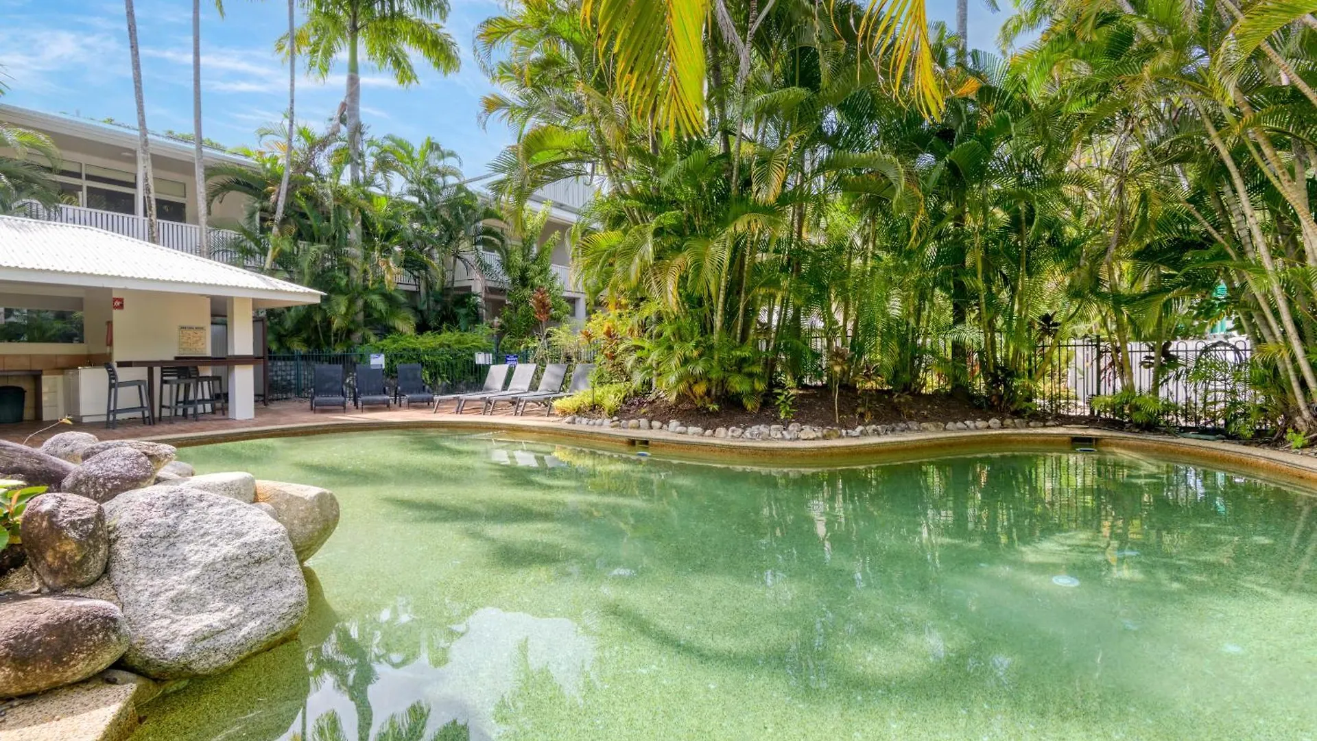 Apartment #6 @ Palm Villas Port Douglas Australia