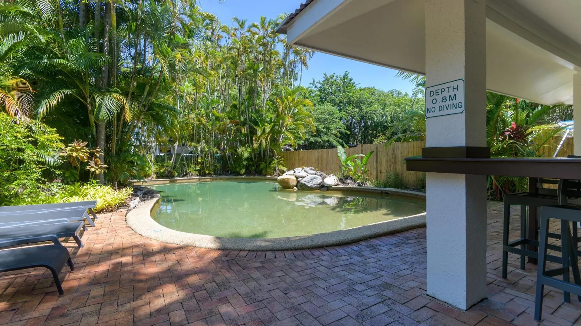 Apartment #6 @ Palm Villas Port Douglas